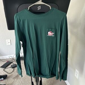 Vineyard vines long sleeve t in green